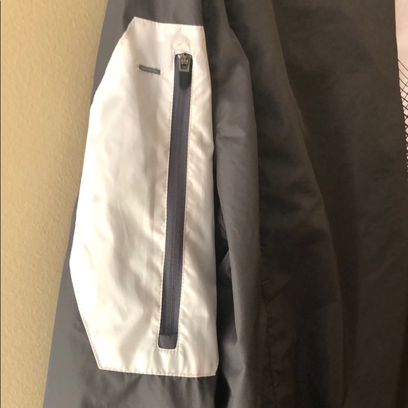 Baseball Batting Practice Pullover - Picture 5 of 5